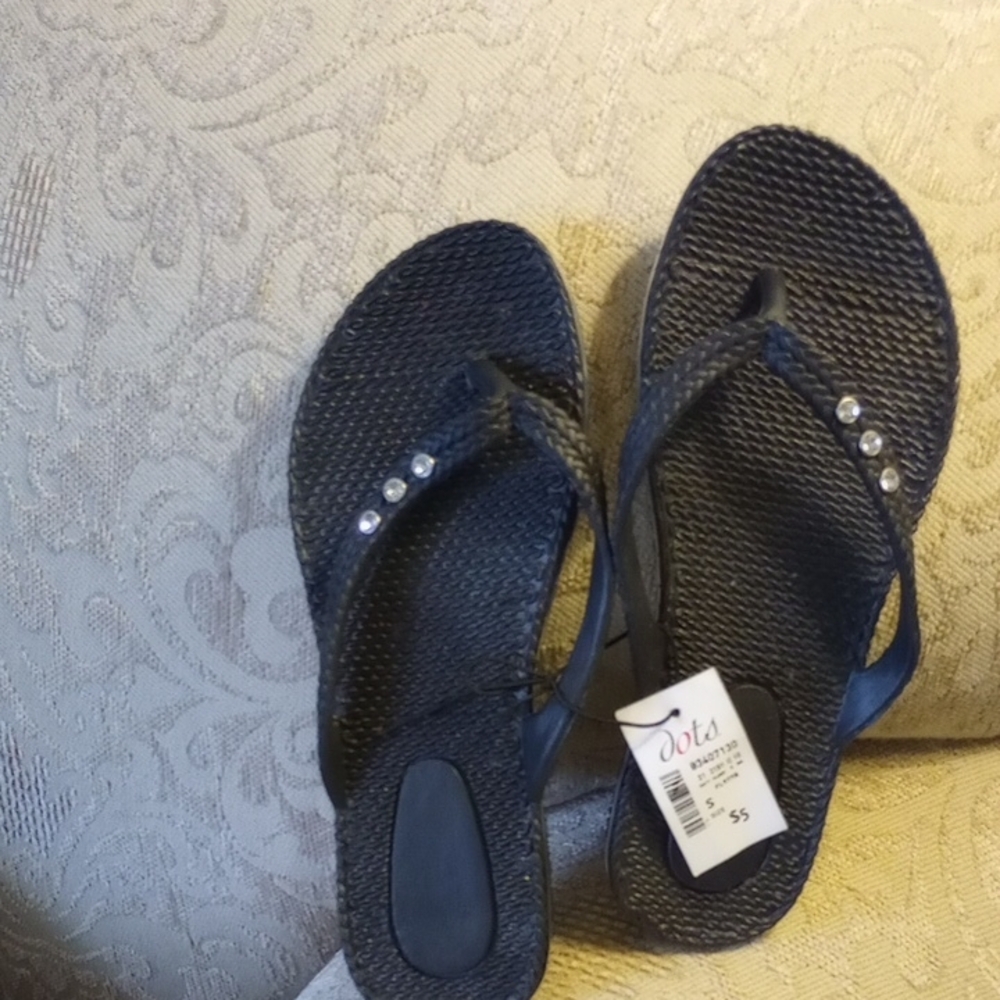 Dots Black Sandals with Sparkling Accents